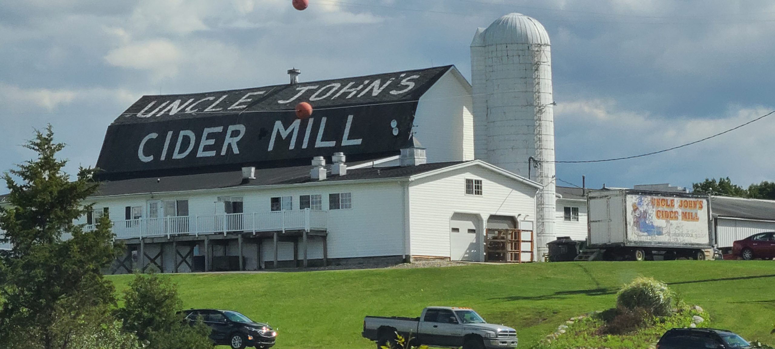 Uncle John's Cider Mill Make it A Family Tradition Lansing Mom